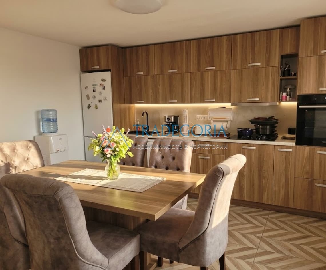 Maison neuve à Bar : 350 m², 6 chambres, terrain de 650 m², vue mer - Image 4