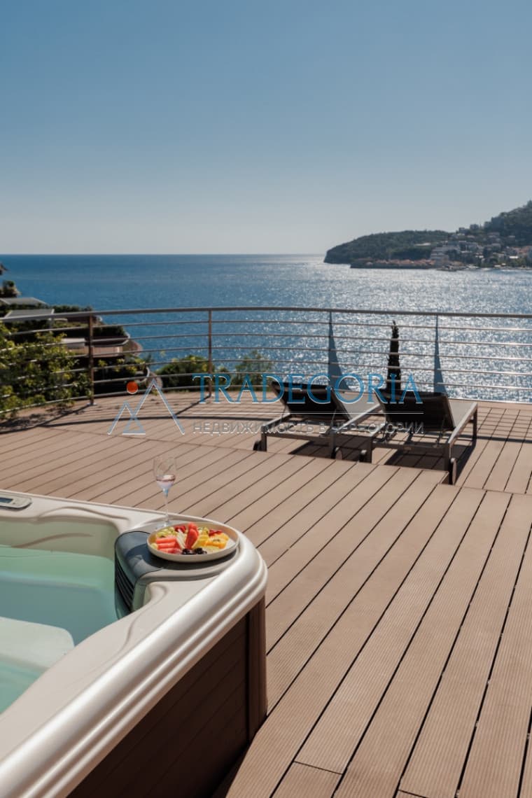 Роскошный пентхаус в Вилле 5А5