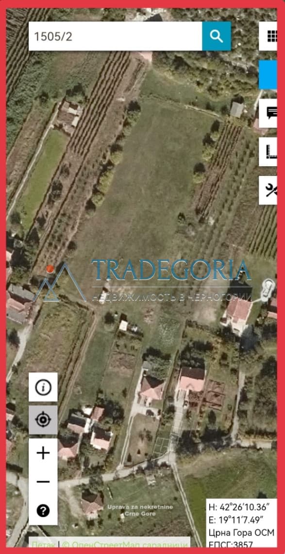 Rovinatý pozemek v Podgorici