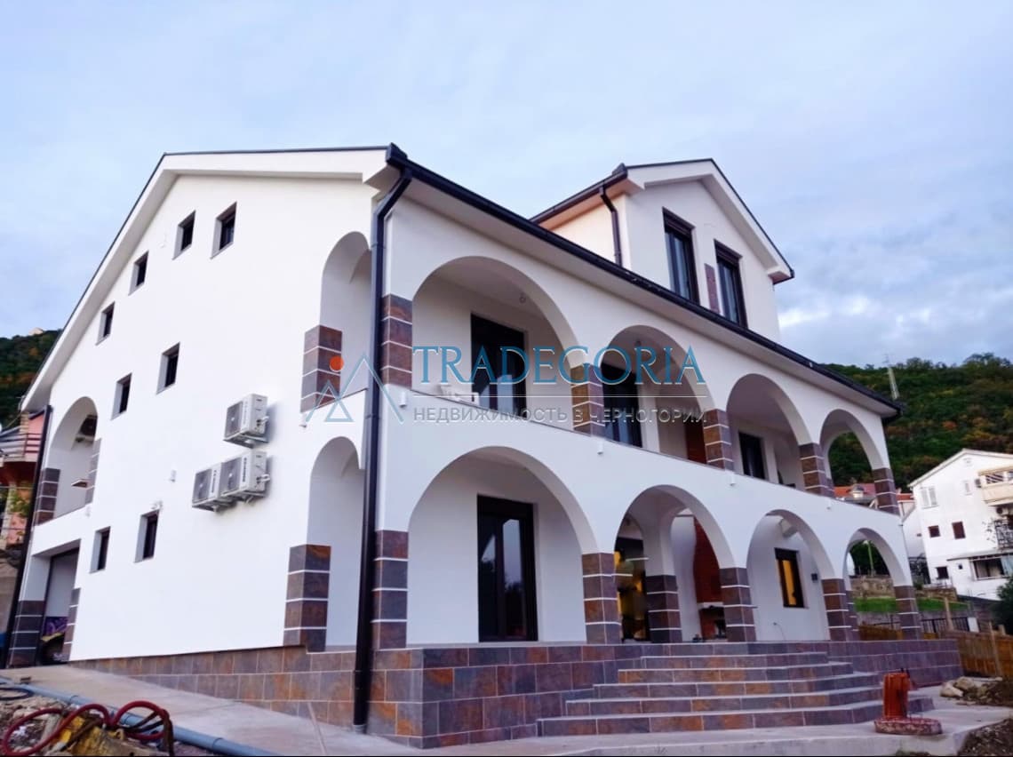 Vila s výhledem na moře v Herceg Novi, Igalo