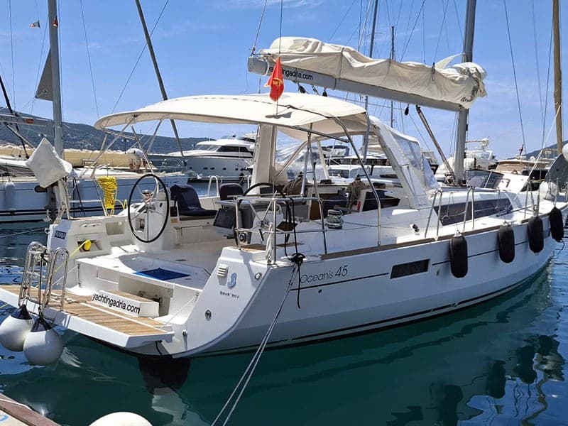 Beneteau Oceanis 45 “Rumba” (2014) – charter sailing yacht, 3 cabins, new sails 2025 — 2