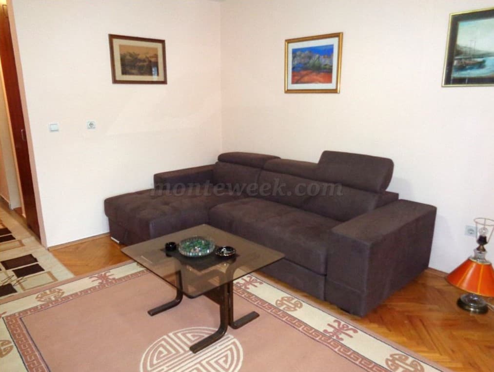 Bar, Makedonsko Naselje'de Kiralık 30 m² Stüdyo