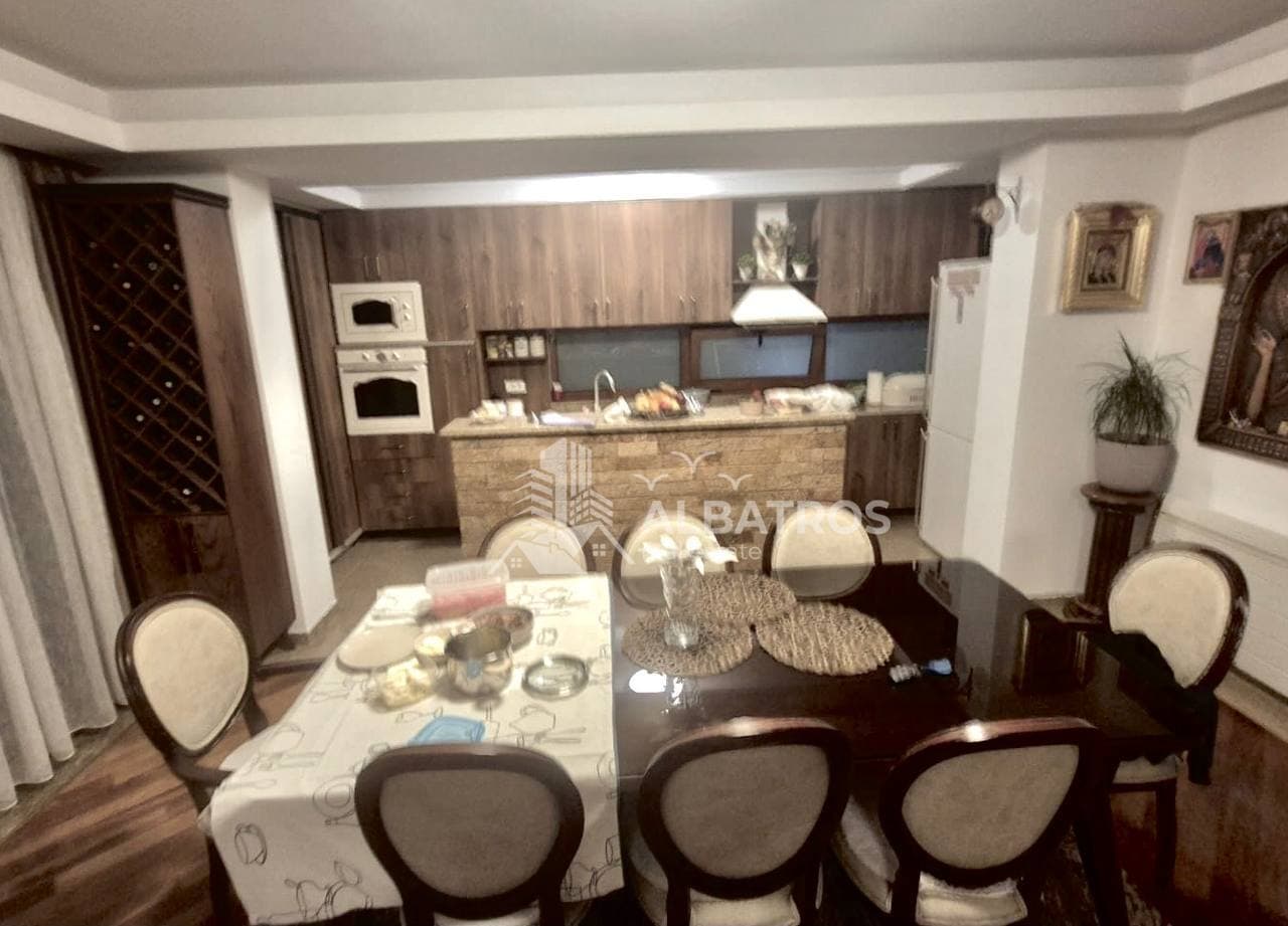 Bar, Sutomore'de Satılık Havuzlu 350 m² 6 Odalı Ev — 2