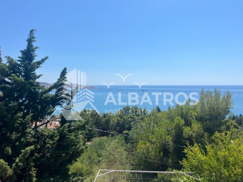 Bar, Zeleno Poje'de Satılık Ev
