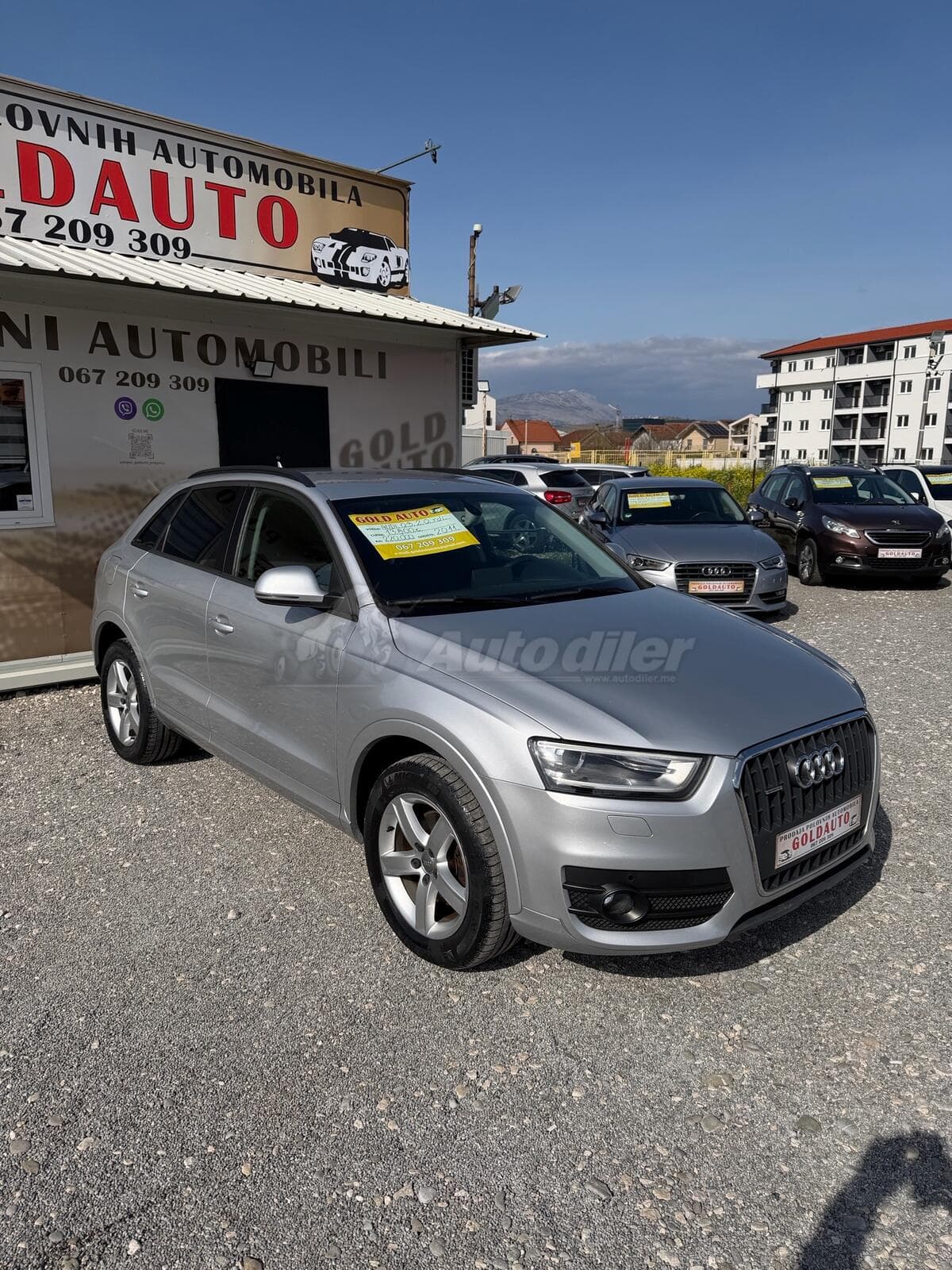 2011 Audi Q3 2.0 TDI S Tronik quattro — 2