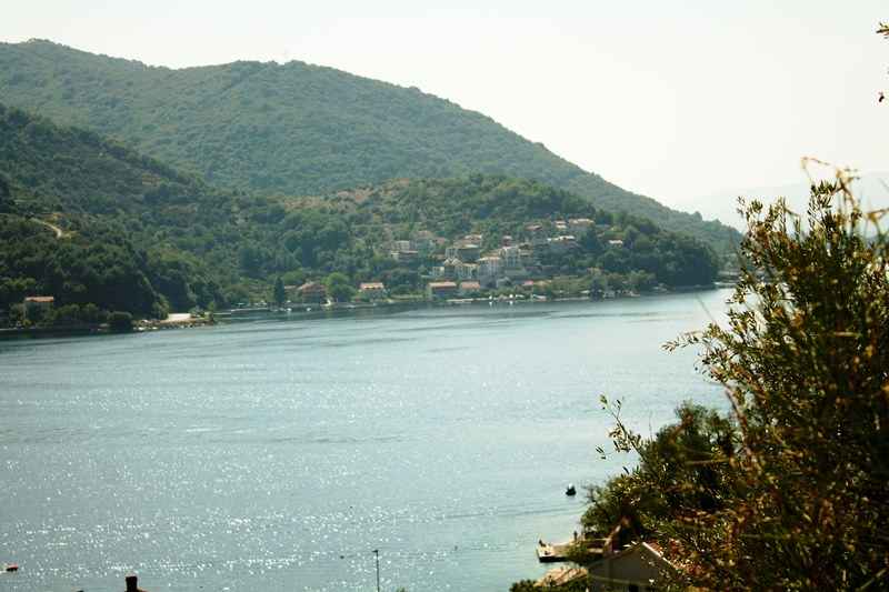 Kamenari, Herceg Novi'de Deniz Manzaralı Arsa