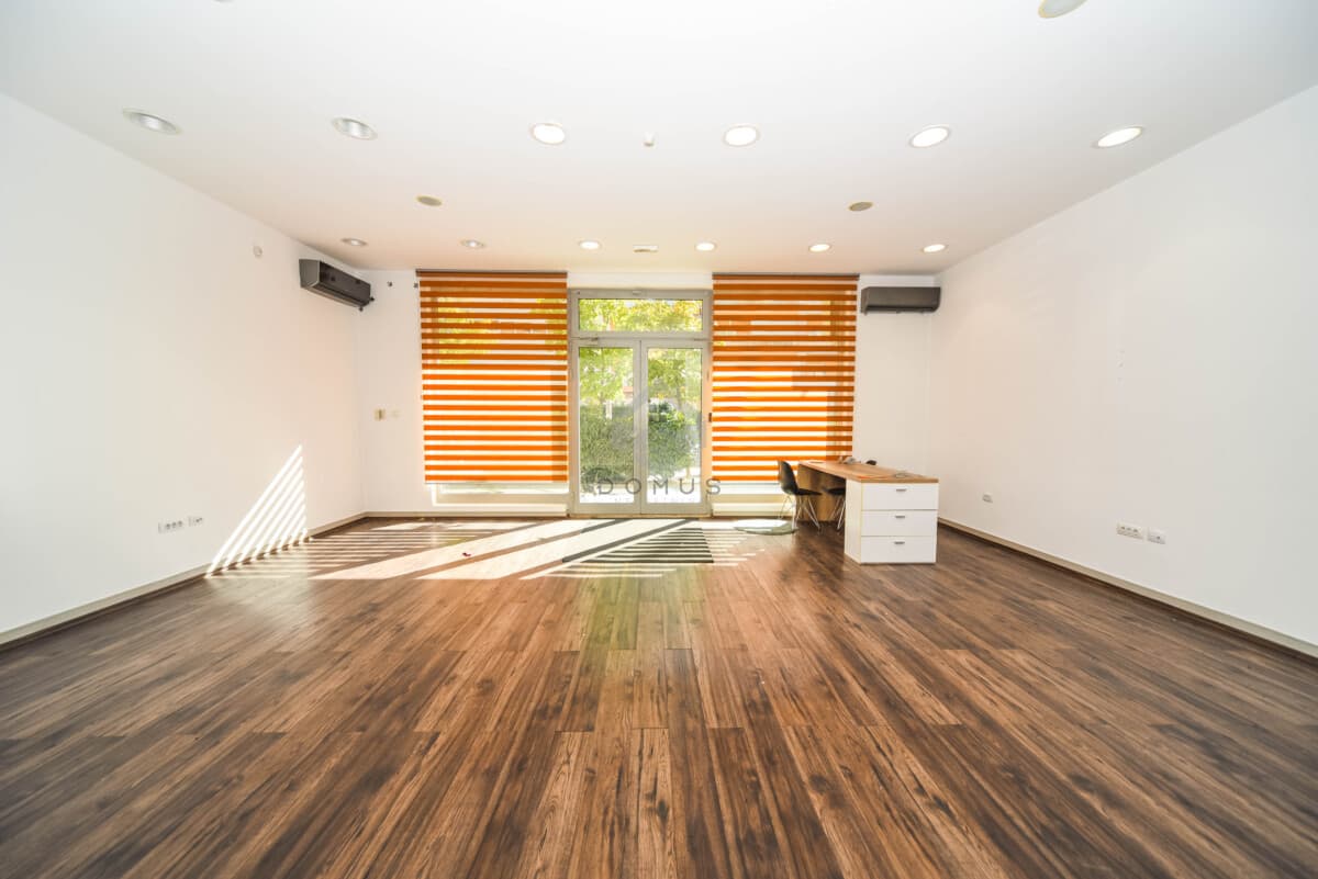 Poslovni prostor od 102 m² za izdavanje, City Kvart, Podgorica