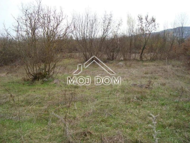Działka o powierzchni 31000 m² na sprzedaż, Barutana, Podgorica — 2