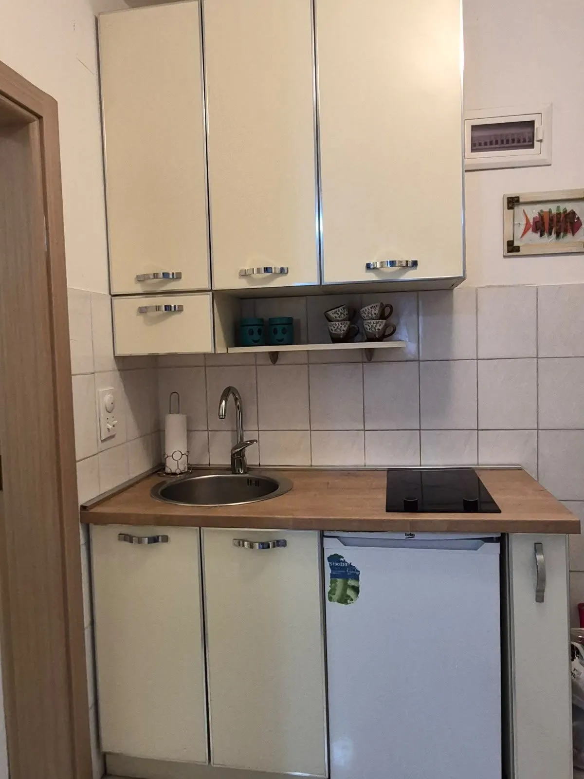 Budva'da Sezon Boyu Kiralık Şirin Stüdyo Daire — 2