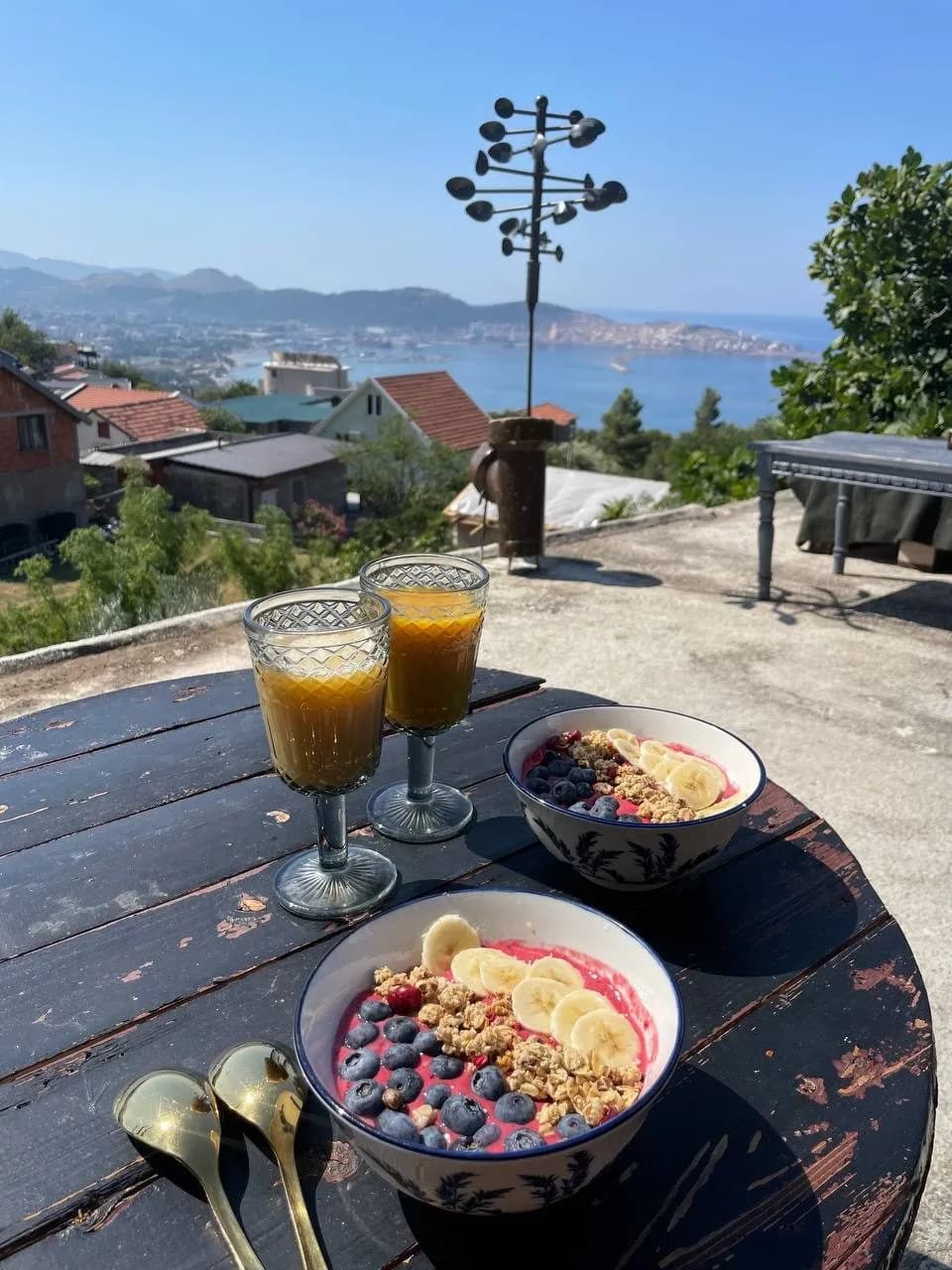 Bar'da Deniz Manzaralı 380 m² Arsa Üzerinde Üç Ev — 2