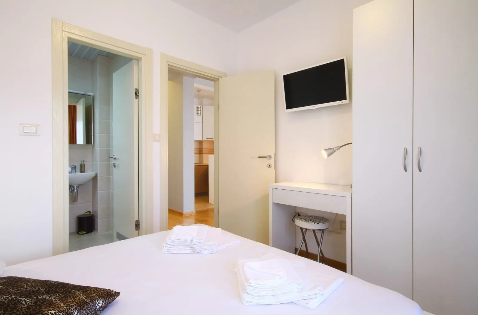 Budva'da Kiralık Modern 2+1 Daire — 2