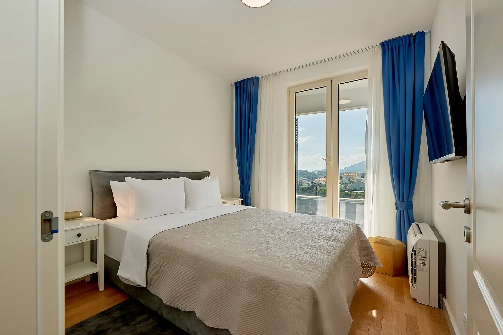 Two-Bedroom Apartment in Premium Complex with Panoramic Sea View — 2