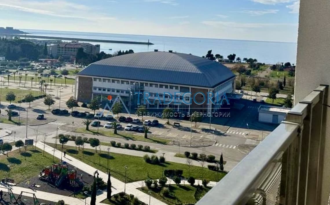 Квартира с 2 спальнями и видом на море в комплексе Сохо Сити, Бар