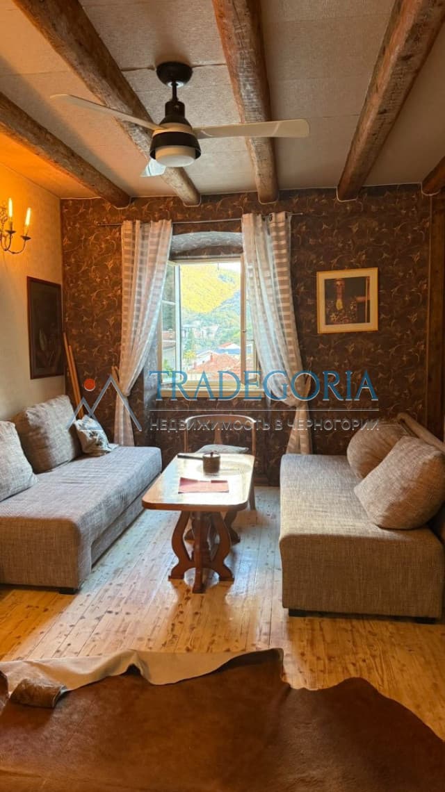 Каменный дом на продажу в Каменари, Которский залив — 2