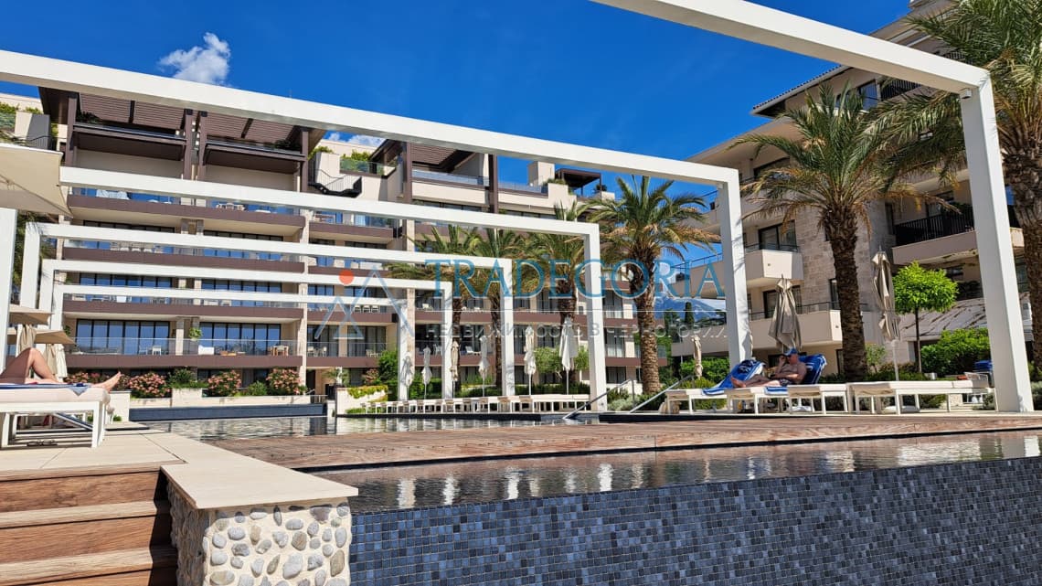 Апартамент с 1 спальней и приватной террасой в Porto Montenegro за 750.000 евро