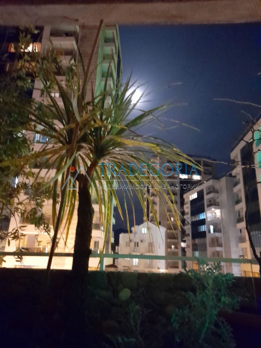 Apartament modern mobilat cu 2 dormitoare în Budva — 2