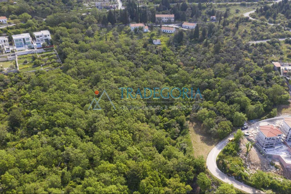 Урбанизированный земельный участок с видом на море в Скочидевойка — 2