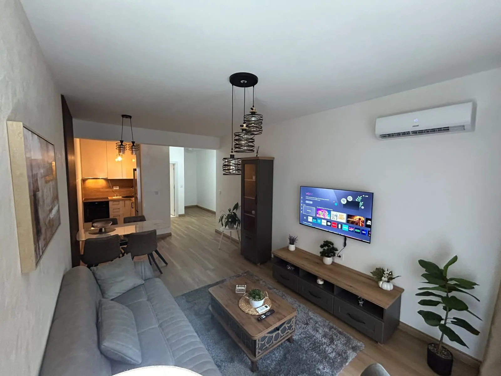 Apartament nou cu 1 dormitor, complet mobilat cu parcare