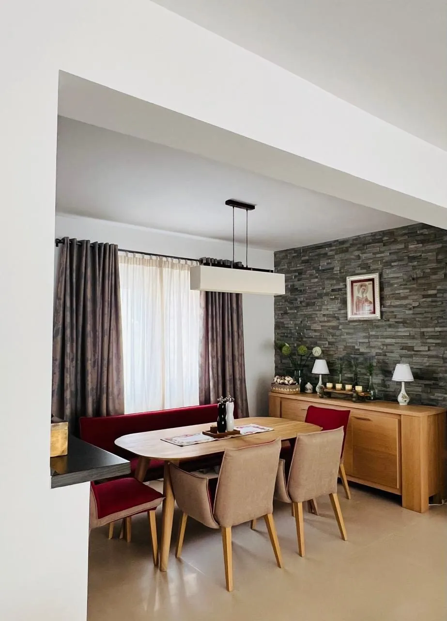 Bečići'de Premium Kompleks İçinde Geniş 3+1 Daire