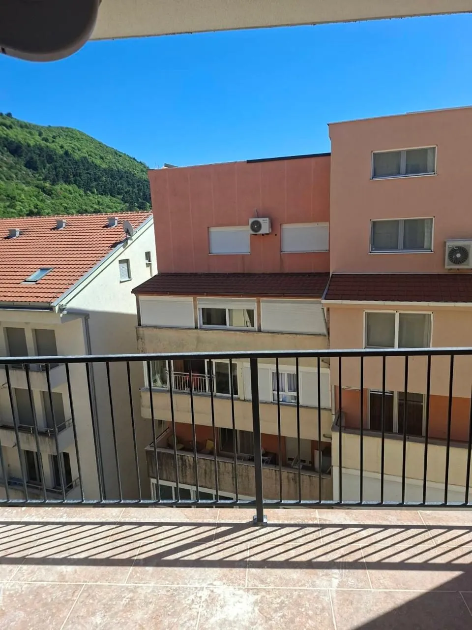 Budva, Lazi'de Satılık Modern 1+1 Daire